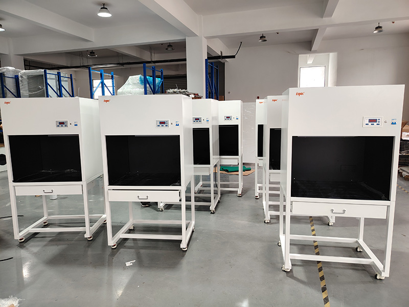 <strong>超净百级净化台</strong> 